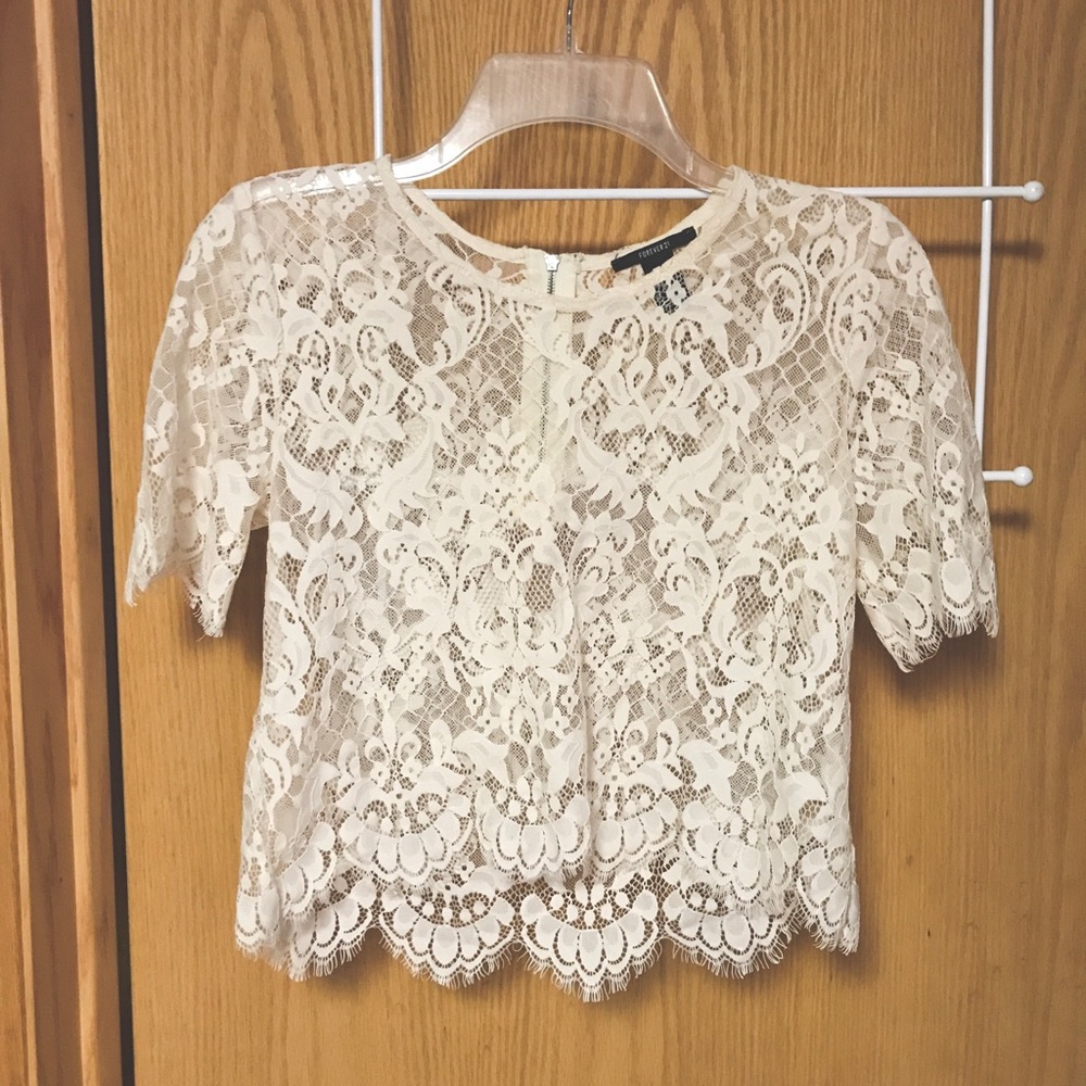 Lace Cropped Top